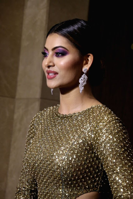 Actress Urvashi Rautela at Urbane Awards 72